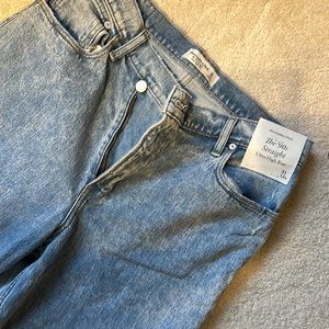 Abercrombie THE 90S STRAIGHT ULTRA HIGH RISE